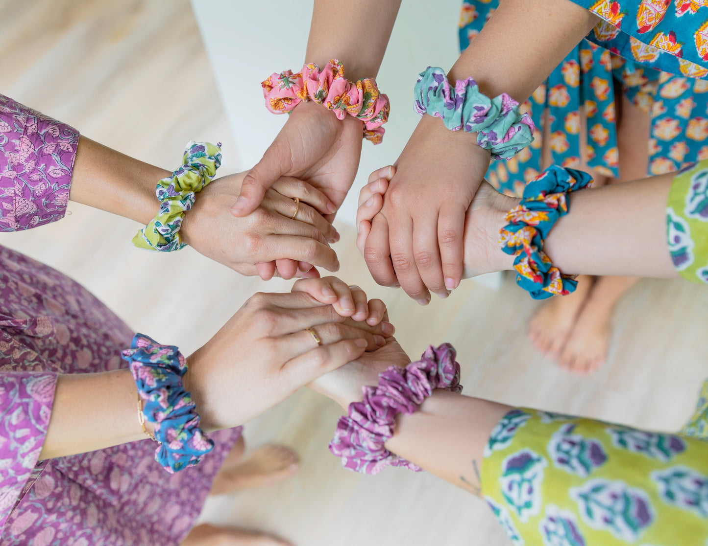 Joy Scrunchie - No slip cotton hair tie