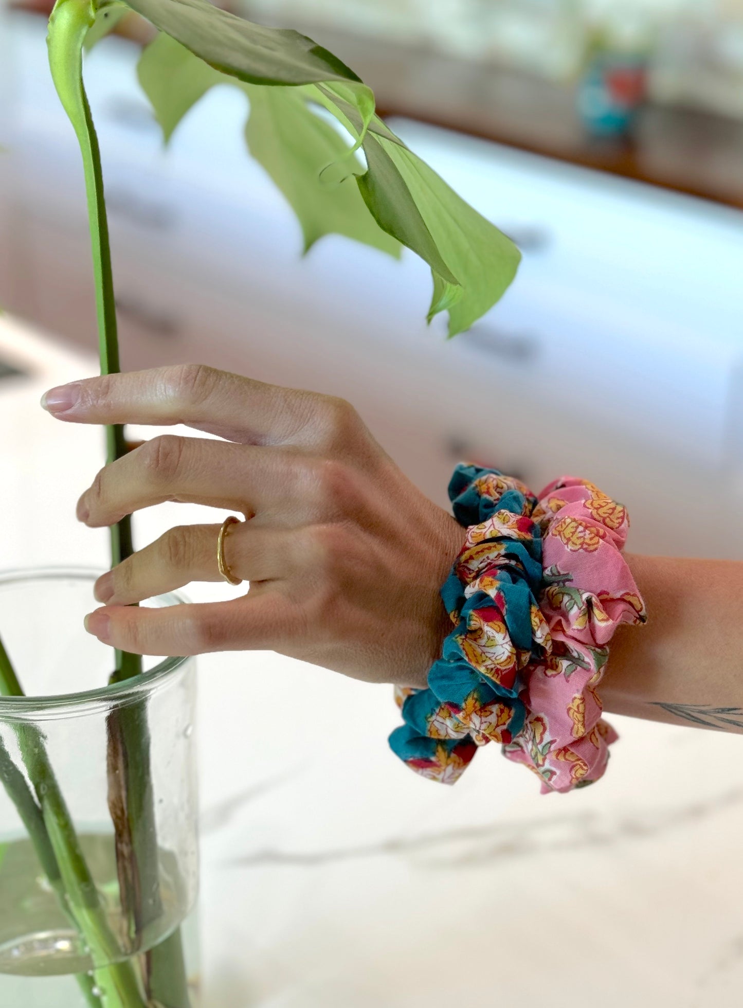 Svetlana Scrunchie - No slip cotton hair tie