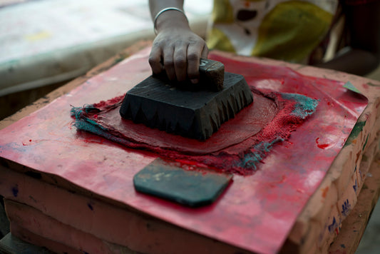 Handmade vs Mass Production: The Human Story Behind What We Wear